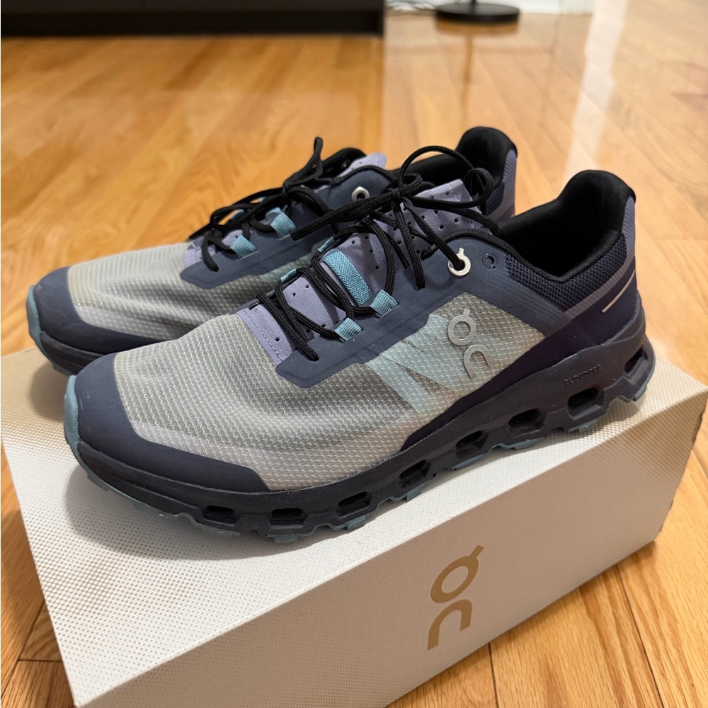 On Running Men's Gray and Navy Athletic Shoes